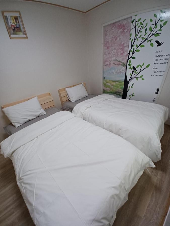ג'אונג'ו J&J Guesthouse מראה חיצוני תמונה