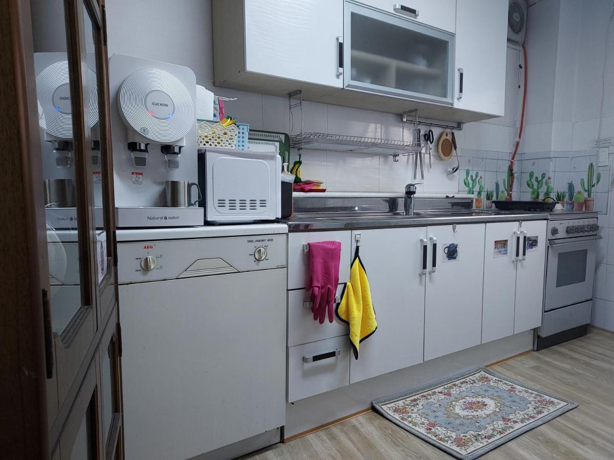 ג'אונג'ו J&J Guesthouse מראה חיצוני תמונה